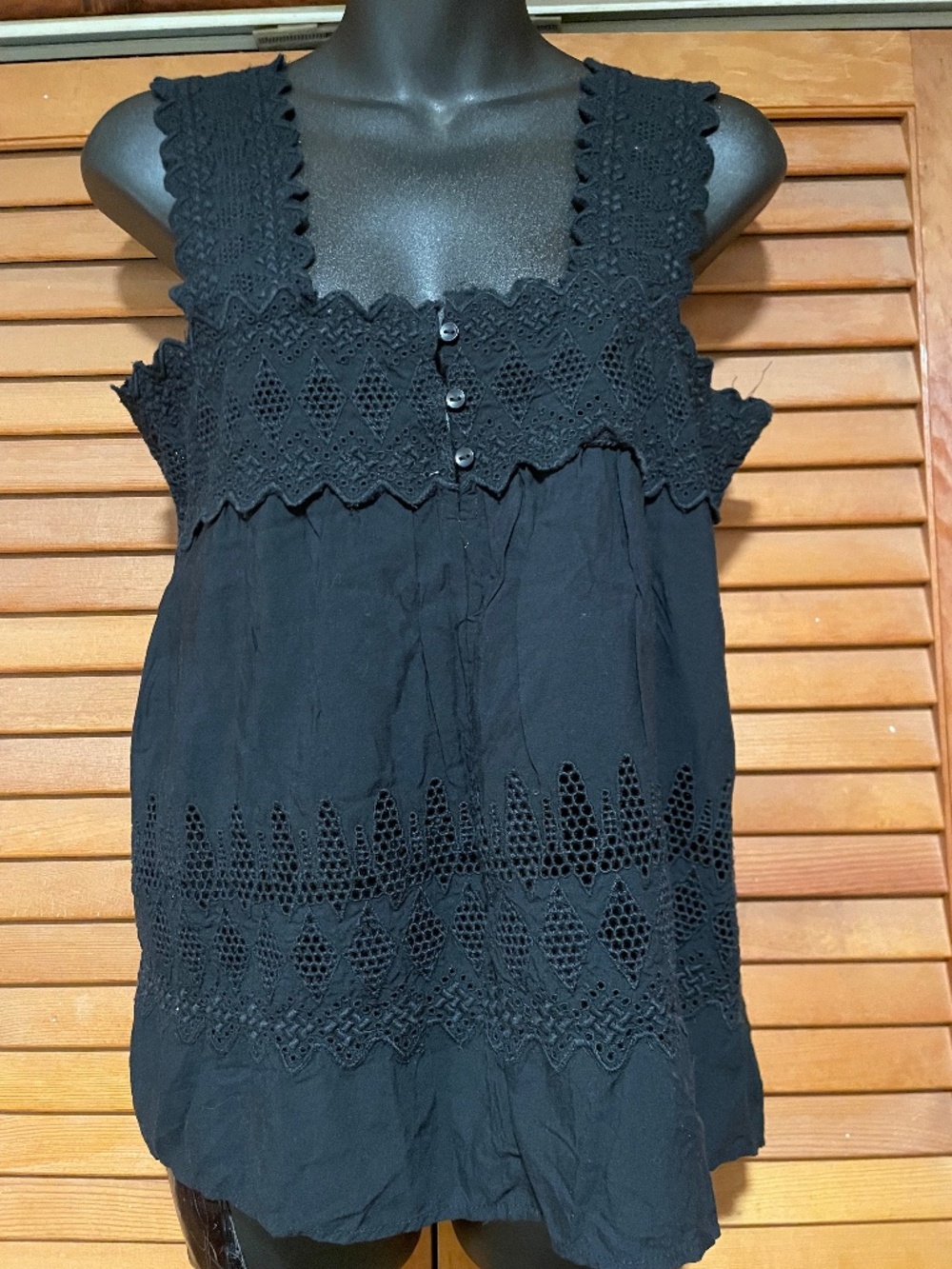 Old Navy cotton and crochet women's top